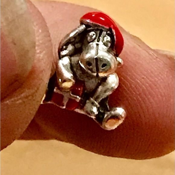 Jewelry - Adorable Silver & Red Reindeer w/Present Charm